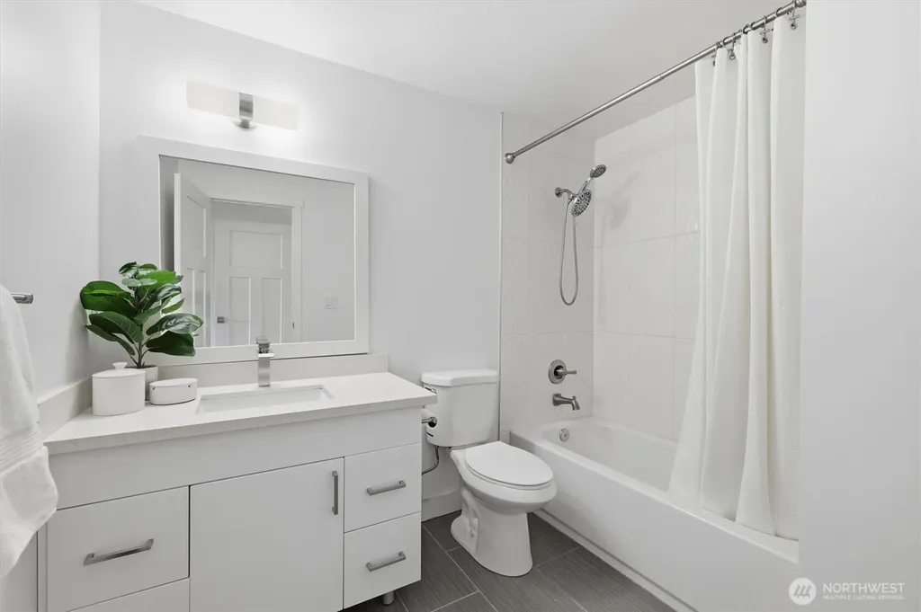 18823 SE 42nd Street Issaquah WA 98027