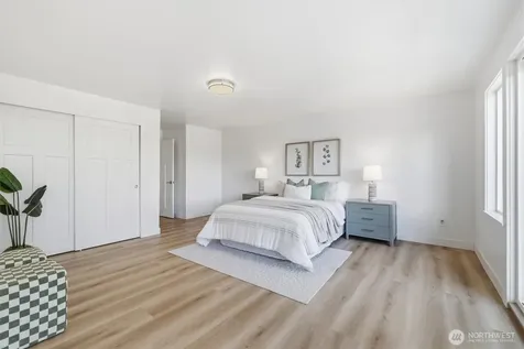 18823 SE 42nd Street Issaquah WA 98027