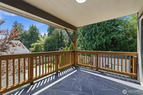 18823 SE 42nd Street Issaquah WA 98027
