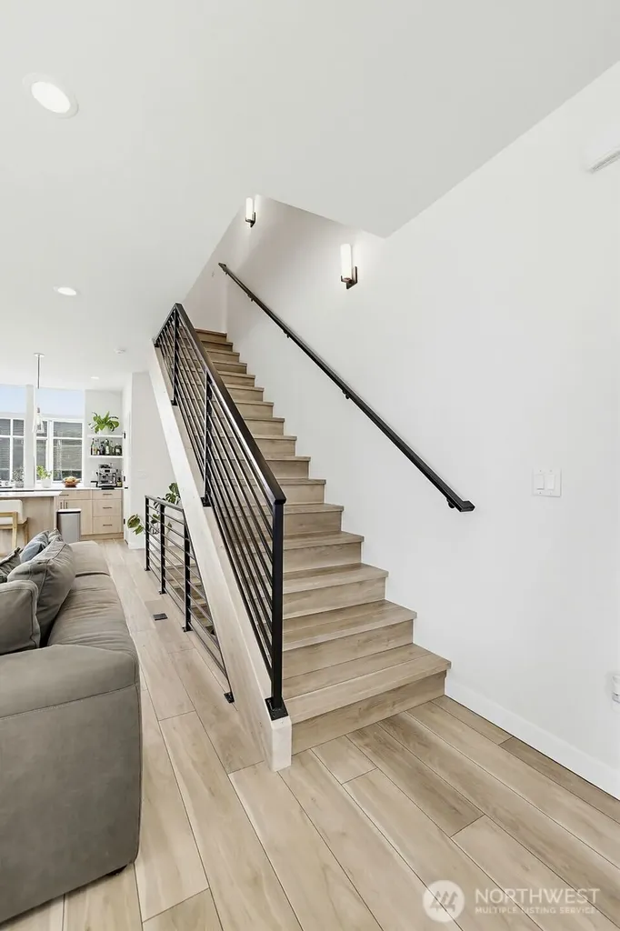 902 86th Street Seattle WA 98103