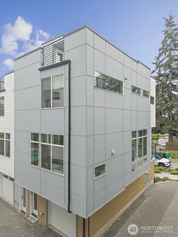 902 86th Street Seattle WA 98103