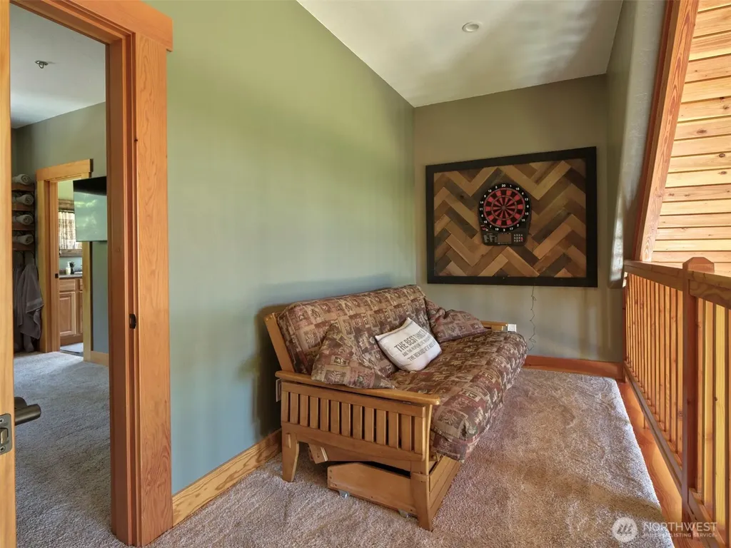 502 Loowit Lane Cougar WA 98616