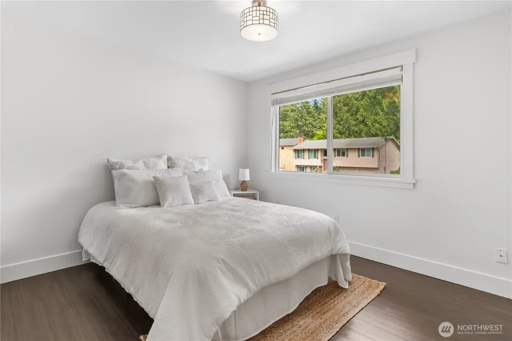 8105 Spur Court NW Bremerton WA 98311