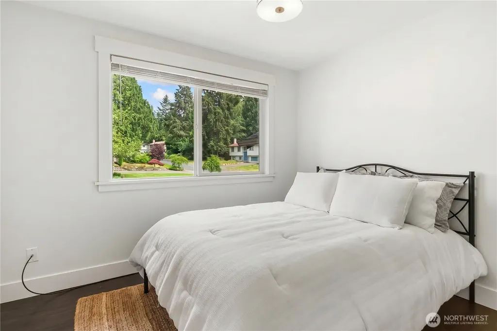 8105 Spur Court NW Bremerton WA 98311