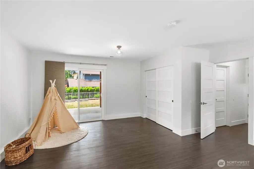 8105 Spur Court NW Bremerton WA 98311