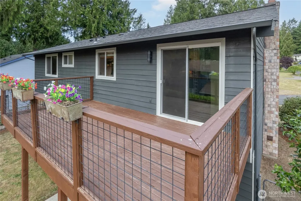 8105 Spur Court NW Bremerton WA 98311