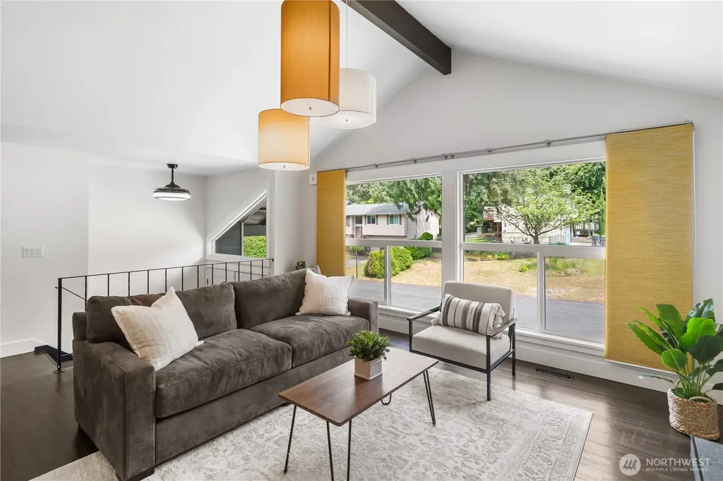 8105 Spur Court NW Bremerton WA 98311