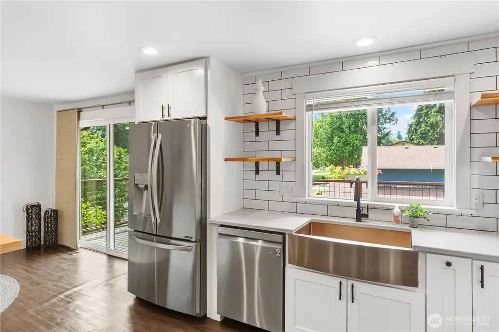 8105 Spur Court NW Bremerton WA 98311