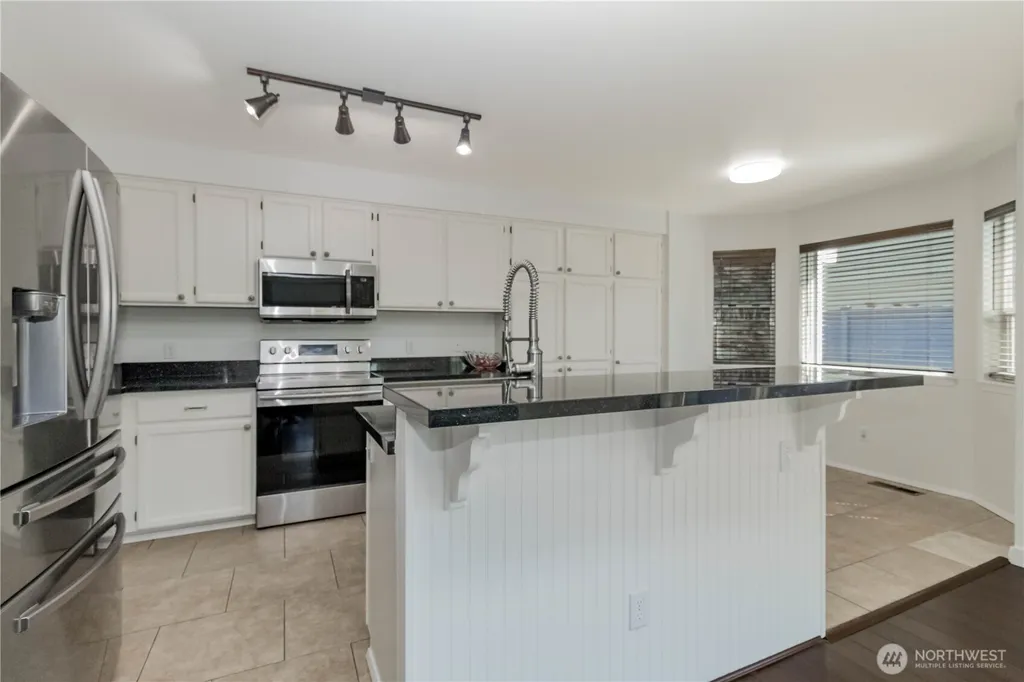 11703 SE 229th Place Kent WA 98031