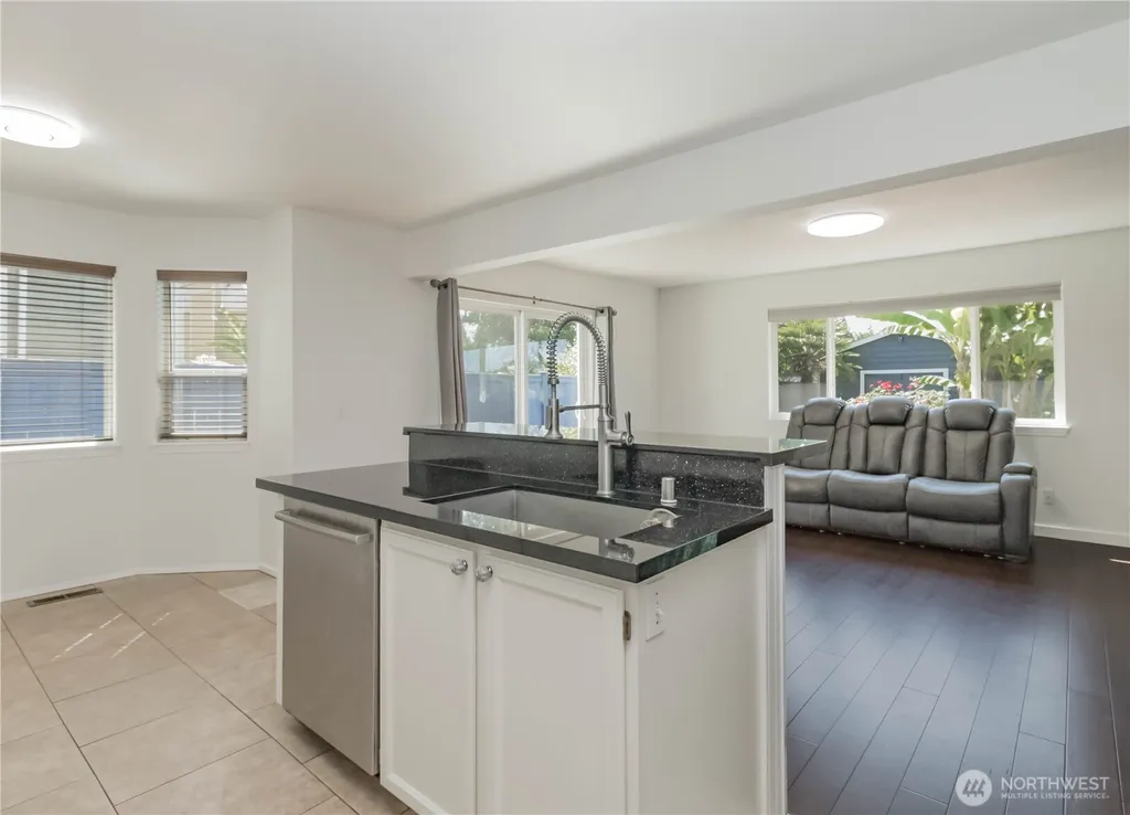 11703 SE 229th Place Kent WA 98031