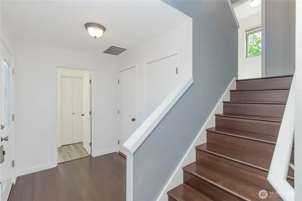 11703 SE 229th Place Kent WA 98031