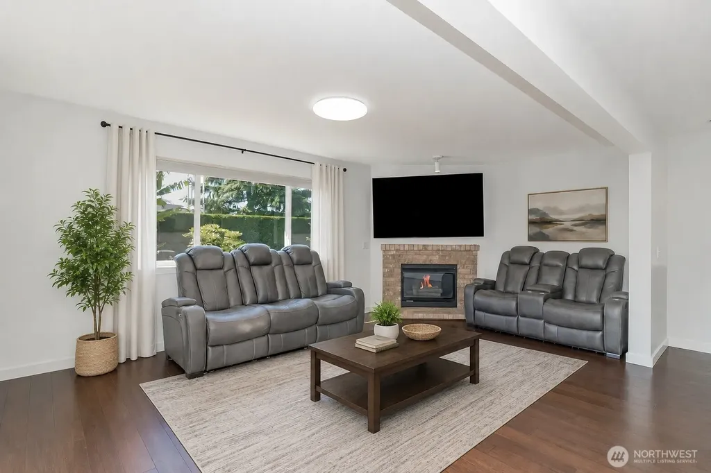 11703 SE 229th Place Kent WA 98031