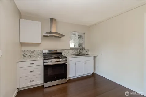 11703 SE 229th Place Kent WA 98031