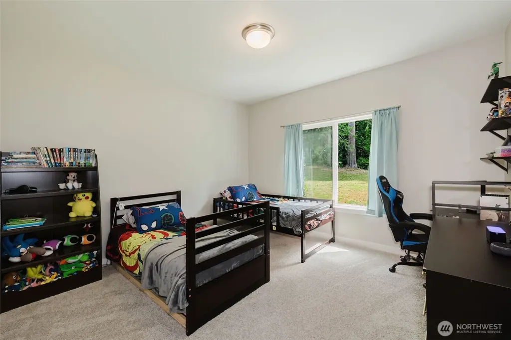 18713 NW Hintzville Road Seabeck WA 98380