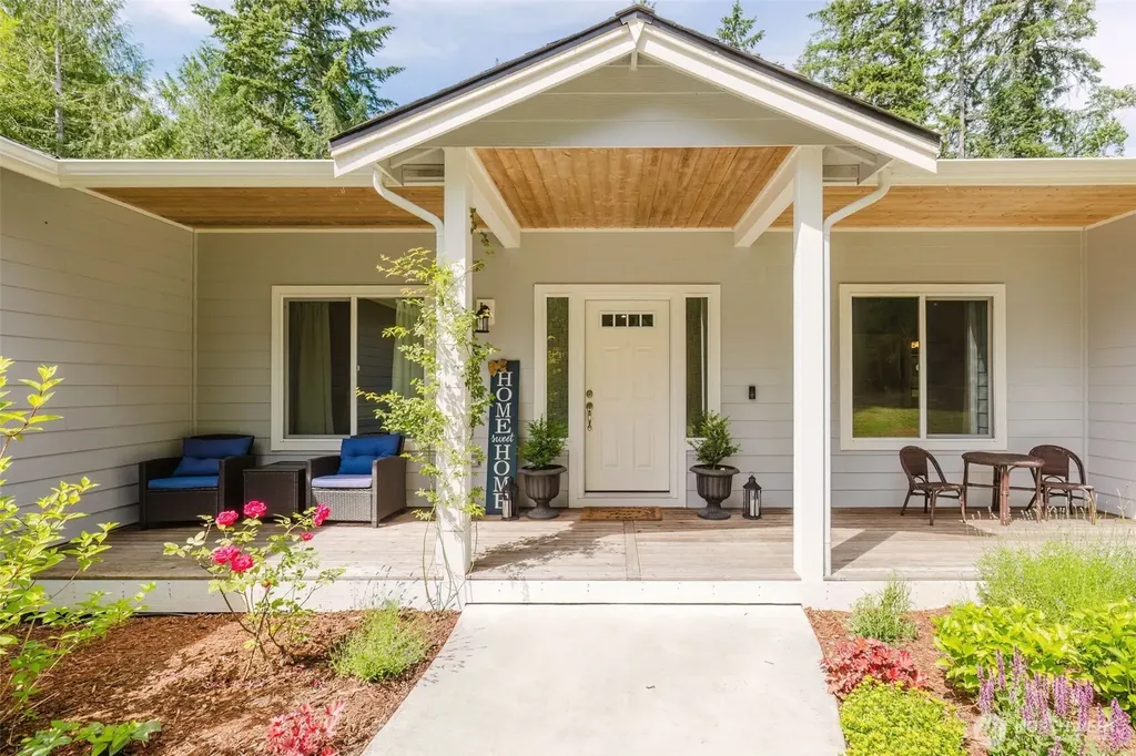 18713 NW Hintzville Road Seabeck WA 98380