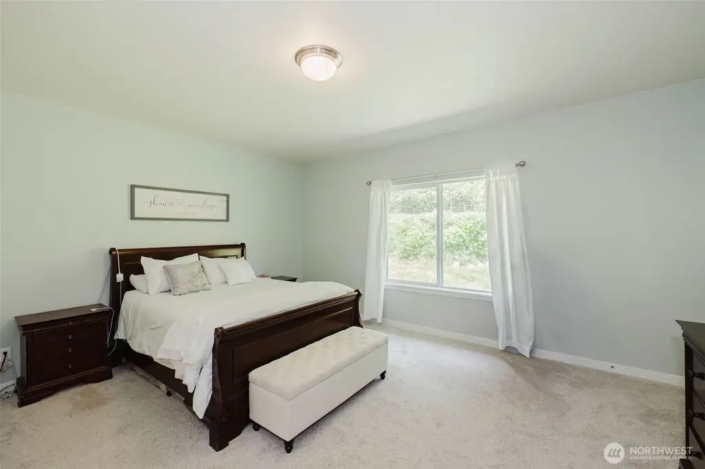 18713 NW Hintzville Road Seabeck WA 98380