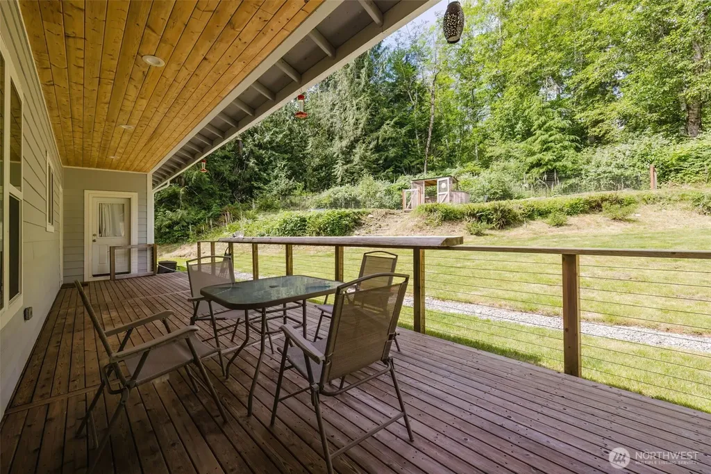 18713 NW Hintzville Road Seabeck WA 98380