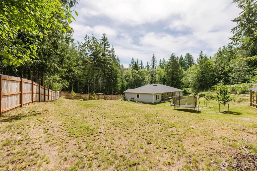 18713 NW Hintzville Road Seabeck WA 98380