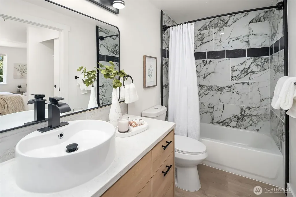 949 Aberdeen Avenue NE Renton WA 98056