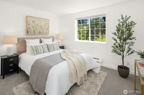 949 Aberdeen Avenue NE Renton WA 98056