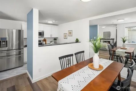 949 Aberdeen Avenue NE Renton WA 98056