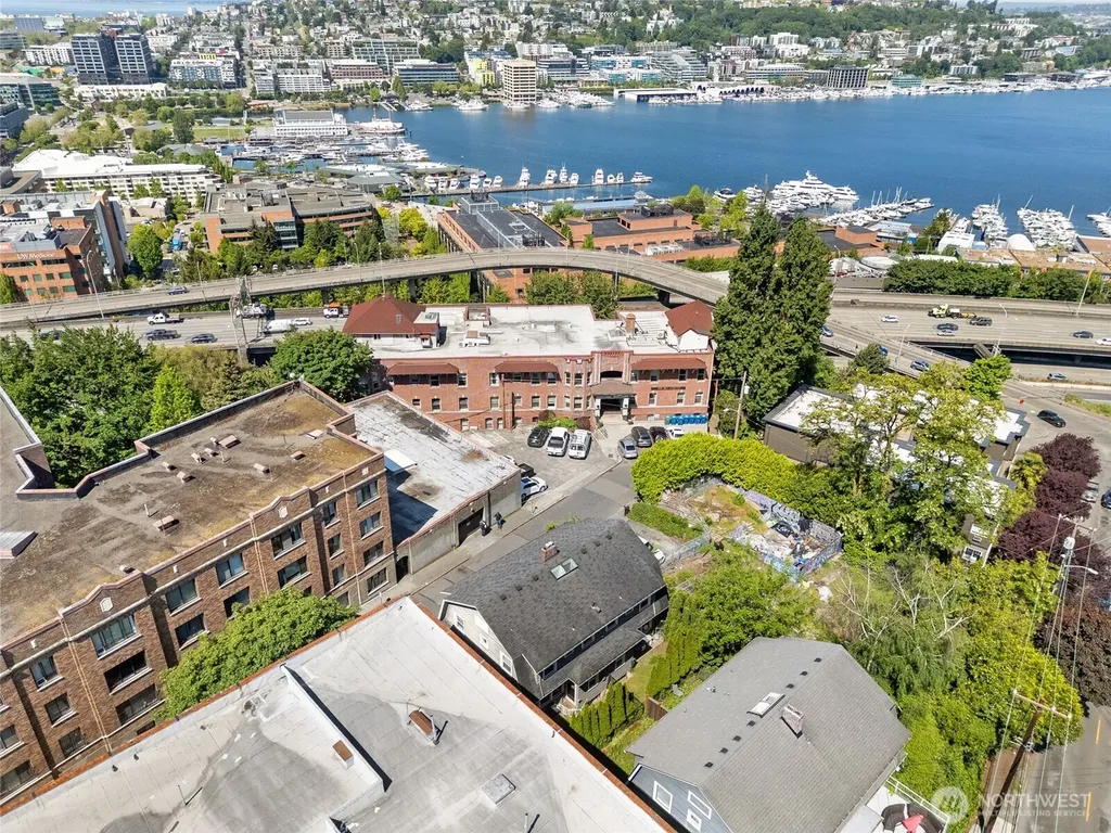 1010 Bellevue Court E Seattle WA 98102