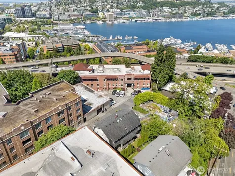 1010 Bellevue Court E Seattle WA 98102