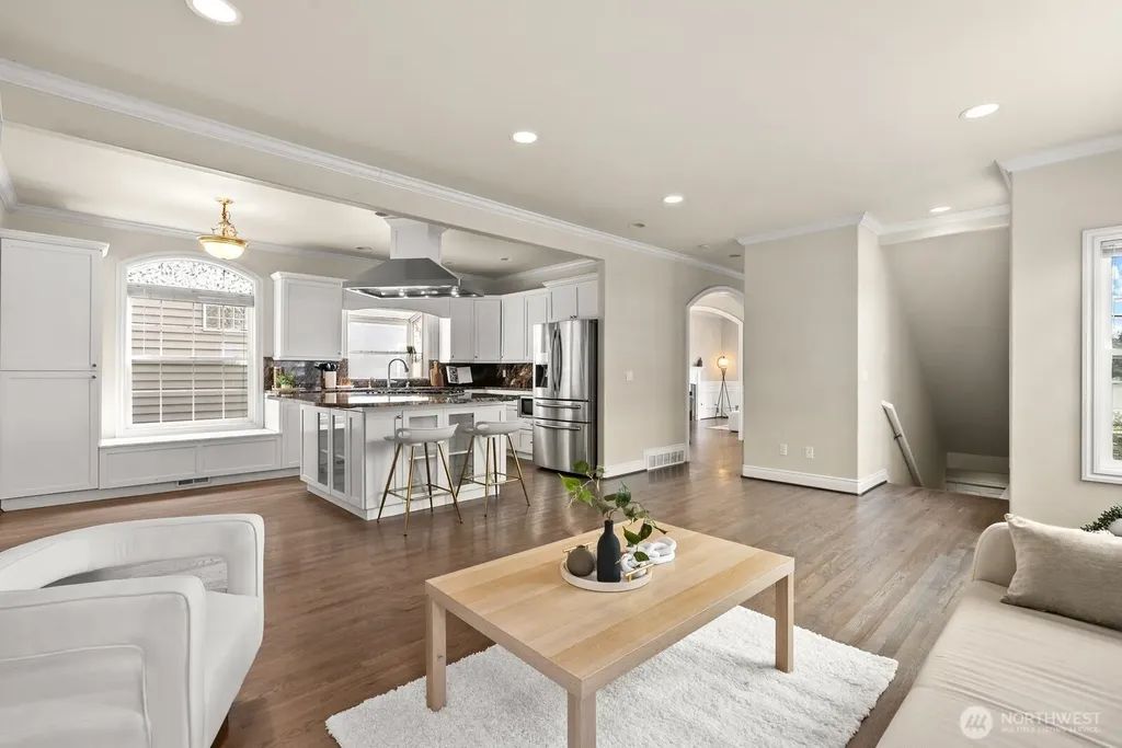 1542 E Sammamish Parkway NE Sammamish WA 98074