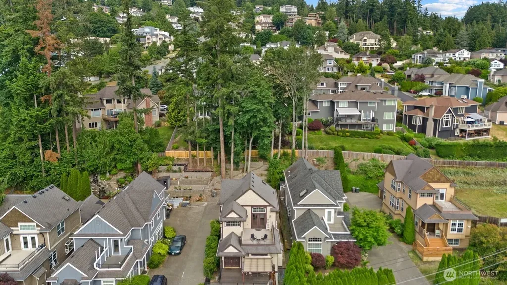 1542 E Sammamish Parkway NE Sammamish WA 98074