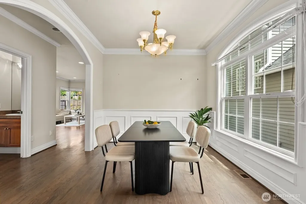 1542 E Sammamish Parkway NE Sammamish WA 98074