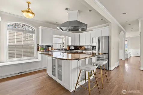1542 E Sammamish Parkway NE Sammamish WA 98074