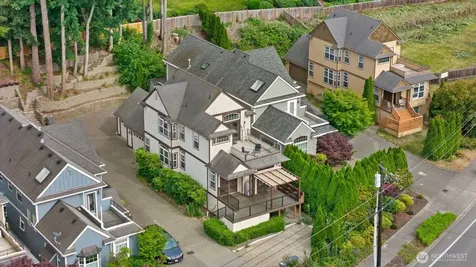 1542 E Sammamish Parkway NE Sammamish WA 98074