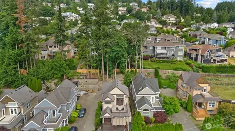 1542 E Sammamish Parkway NE Sammamish WA 98074