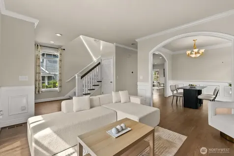 1542 E Sammamish Parkway NE Sammamish WA 98074