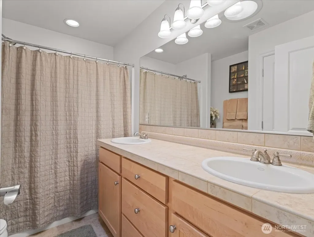 211 SE 198th Place Camas WA 98607