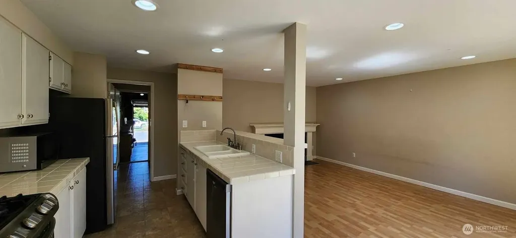 16811 NE 32nd Street Bellevue WA 98008