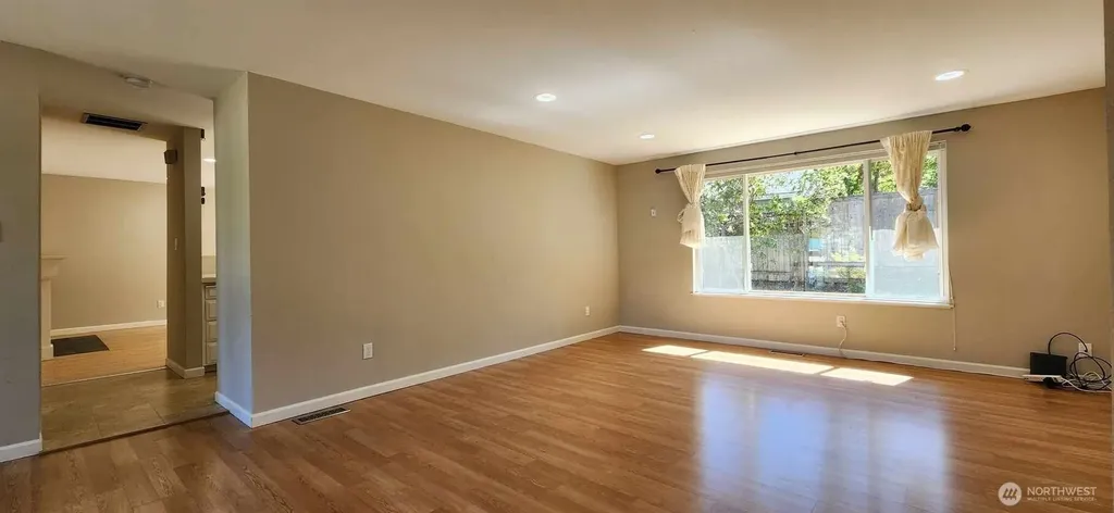 16811 NE 32nd Street Bellevue WA 98008