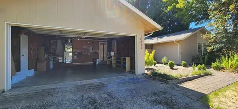 16811 NE 32nd Street Bellevue WA 98008