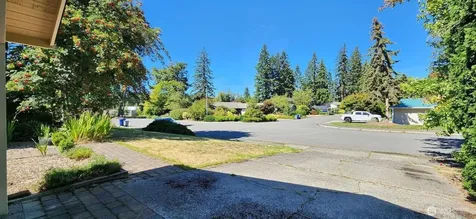 16811 NE 32nd Street Bellevue WA 98008
