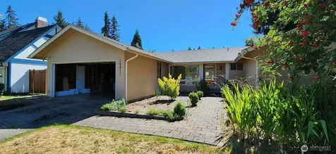16811 NE 32nd Street Bellevue WA 98008