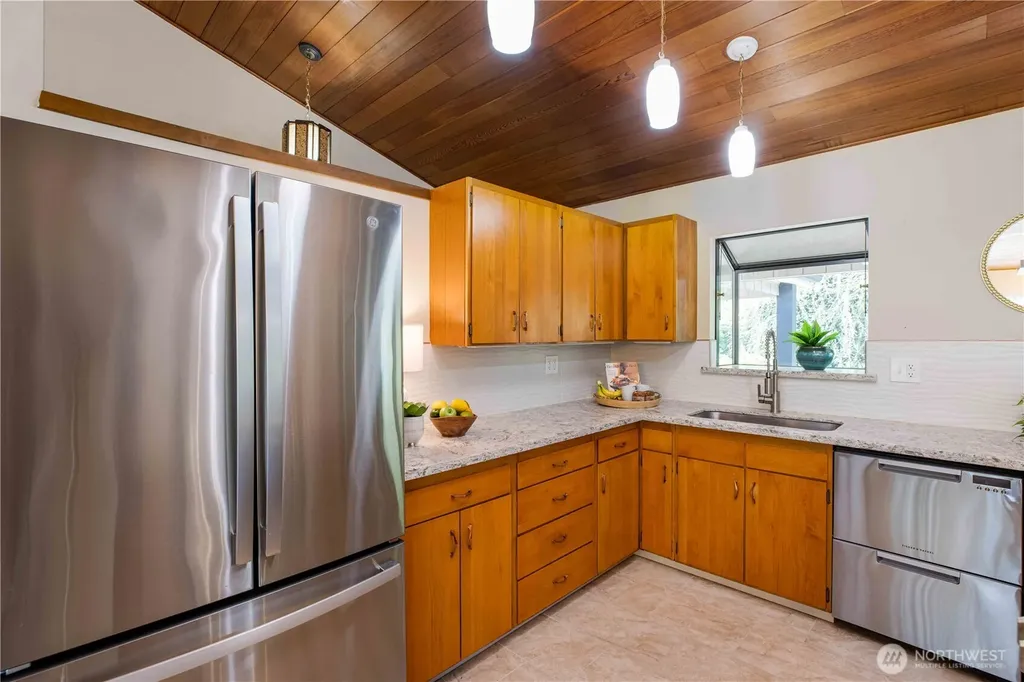 5161 NW Eldorado Boulevard Bremerton WA 98312