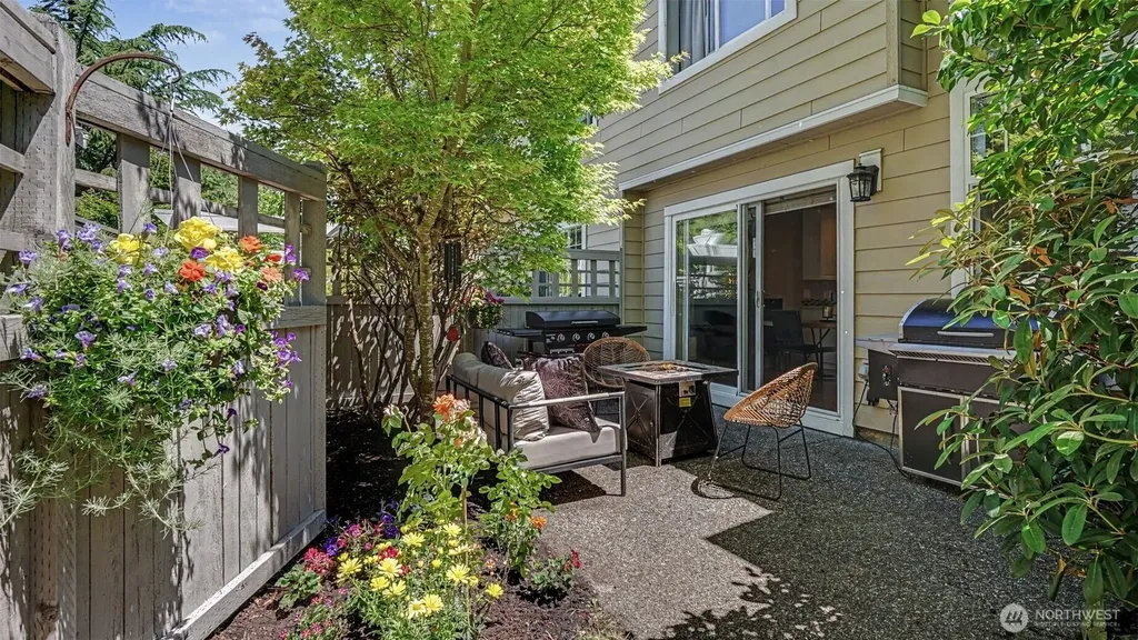 511 Elma Place NE Renton WA 98059