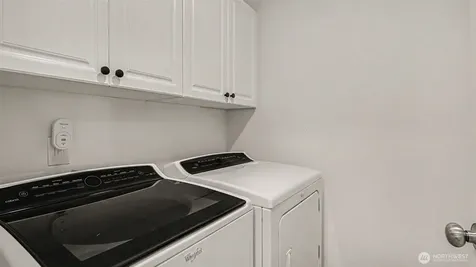 511 Elma Place NE Renton WA 98059