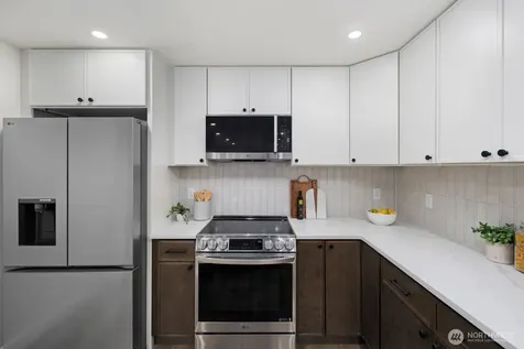 3002 NE 97th Street Seattle WA 98115