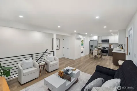 3002 NE 97th Street Seattle WA 98115