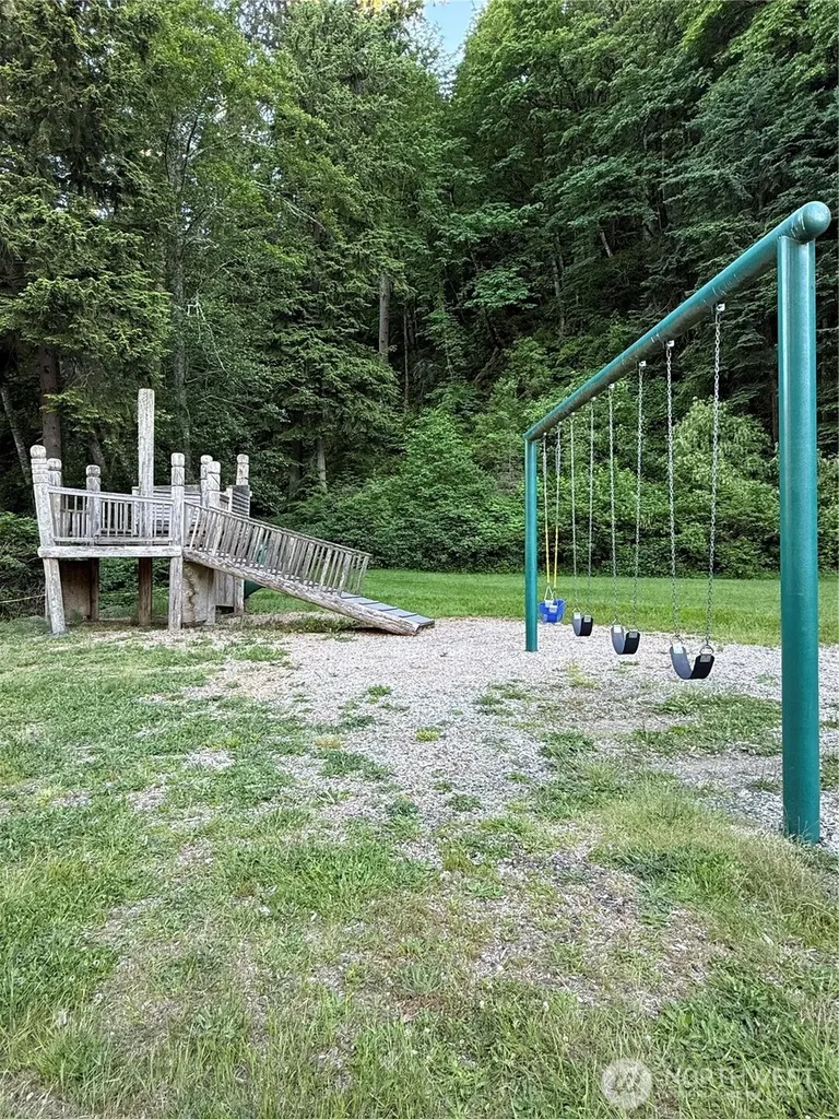 2959 Dogwood Terrace Lummi Island WA 98262