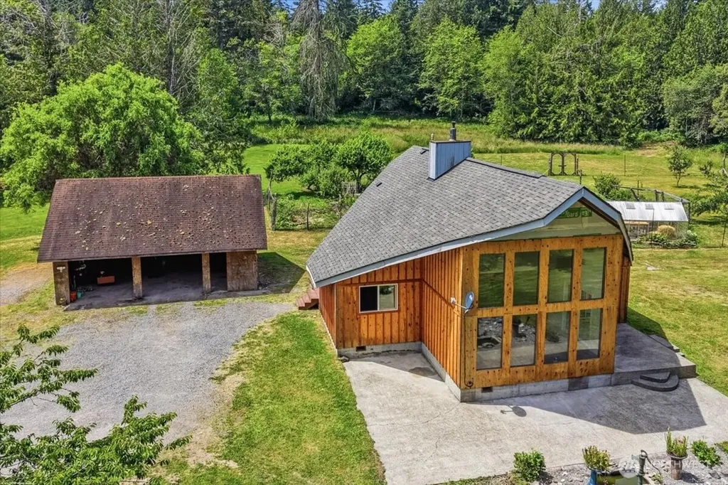 2910 Wollochet Drive NW Gig Harbor WA 98335