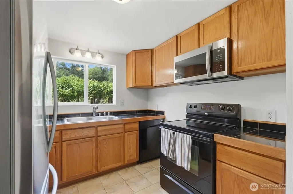 2910 Wollochet Drive NW Gig Harbor WA 98335