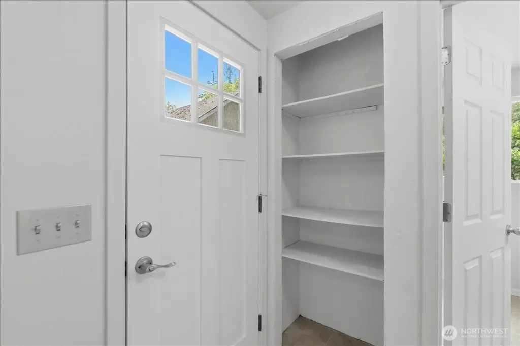 2910 Wollochet Drive NW Gig Harbor WA 98335