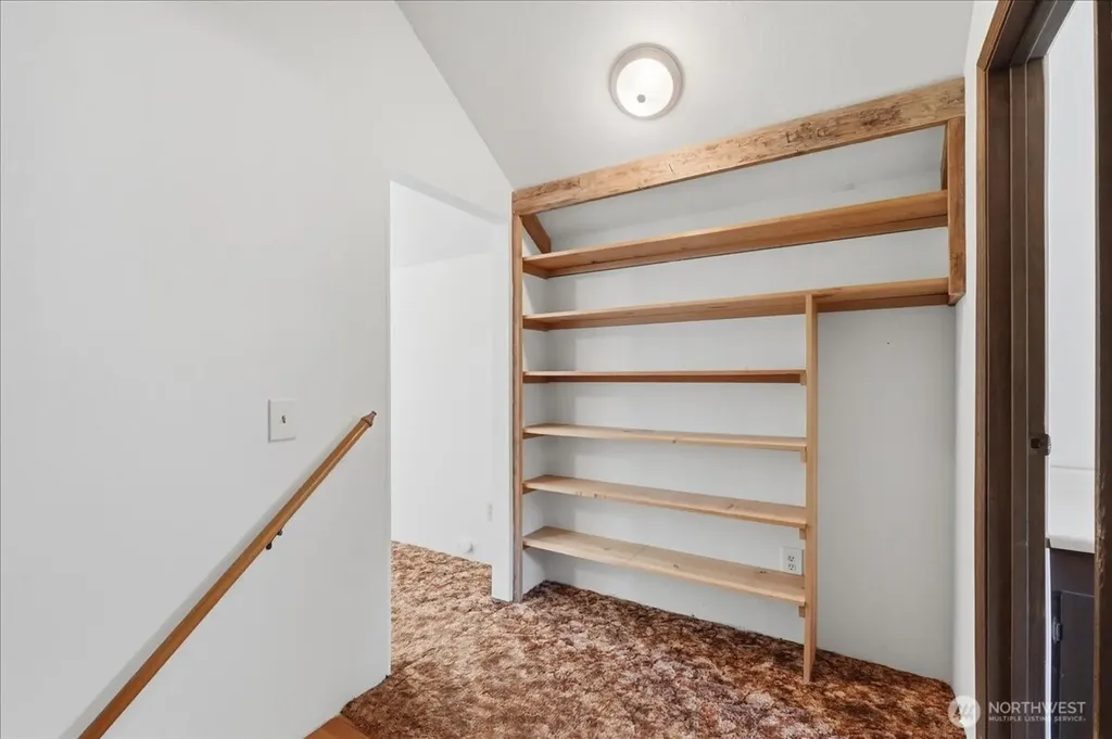 2910 Wollochet Drive NW Gig Harbor WA 98335
